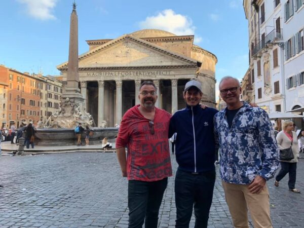 Pantheon tour guide