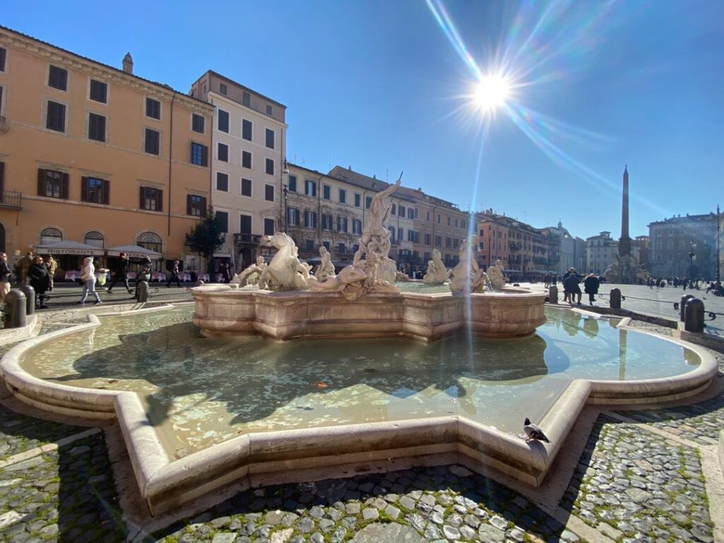 Navona