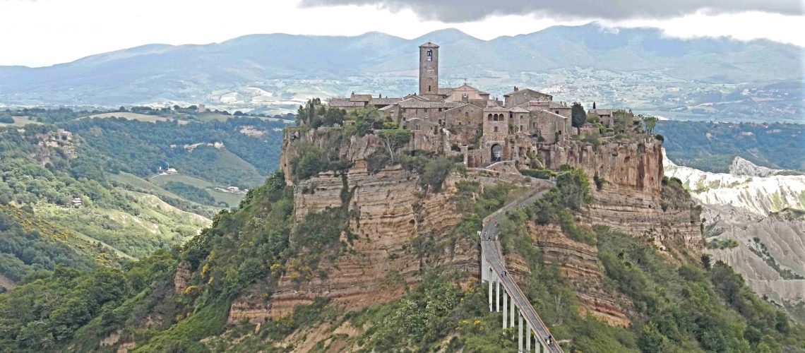 Etruscans & Wine Bacco tours Civita di Bagnoregio dying city